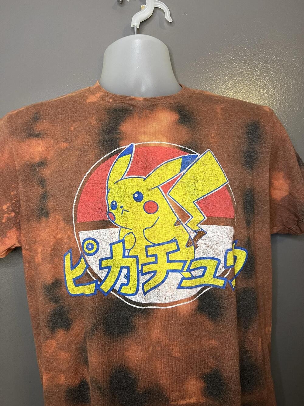 Pokemon Shirt Mens Medium Brown Tie Dye Pikachu Graphic Tee Anime Pokeball